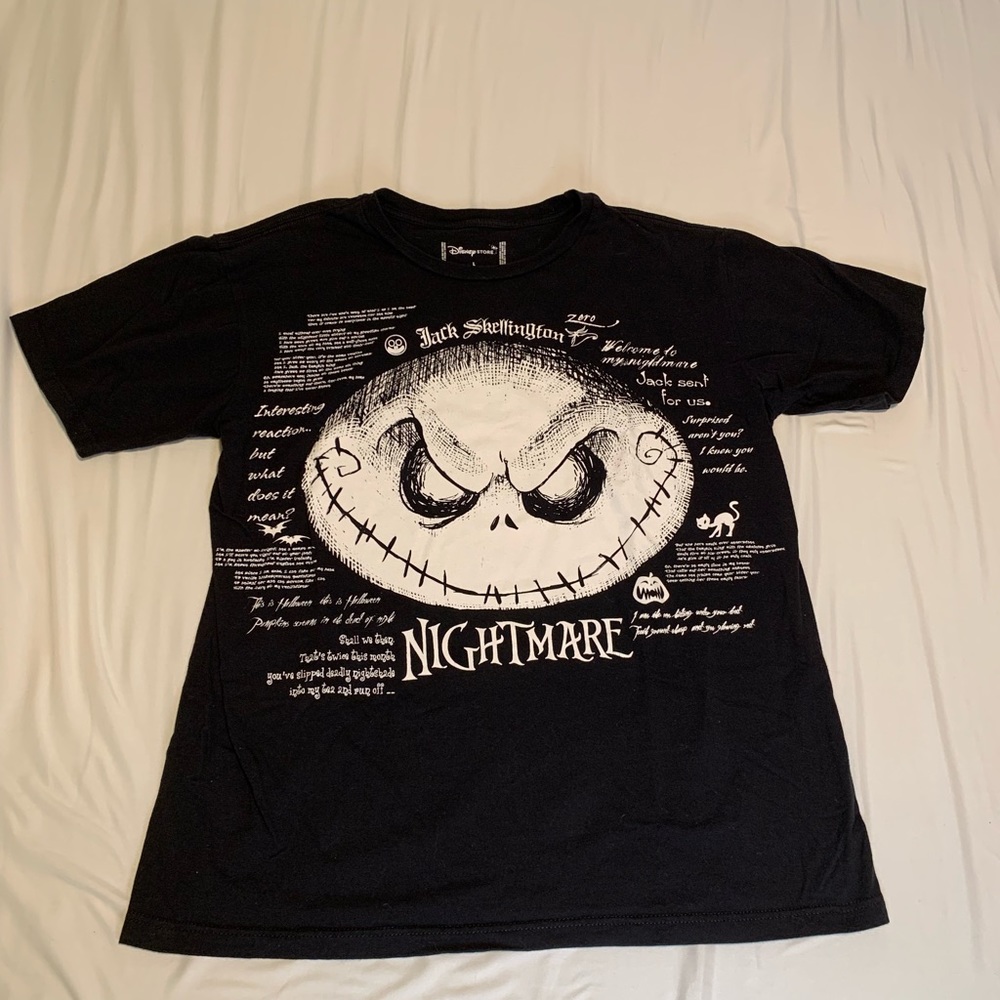 Large nightmare before Christmas graphic tee
